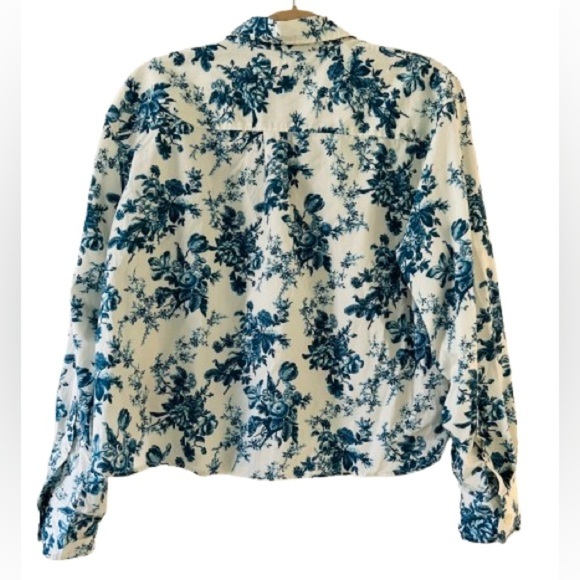 Gap LoveShackFancy Collab Floral Cropped Button Up Shirt. Size M - Picture 4 of 7